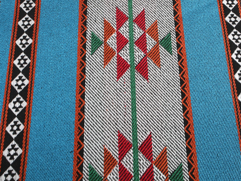 Nakamamanghang Knied Kulay na pinagtagpi ng tela ng tolda